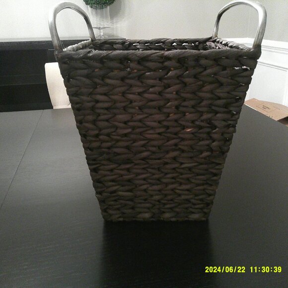Brown Wicker Basket - Picture 1 of 4